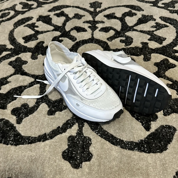 Nike Waffles - Picture 1 of 1